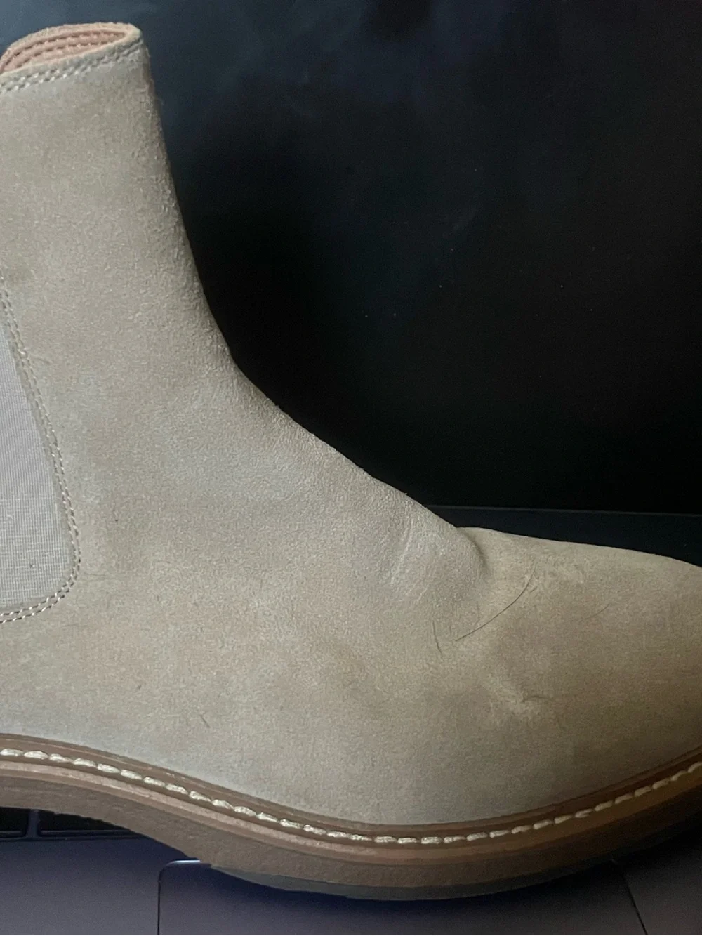 Roma Men's Chukka Boot in Beige Suede